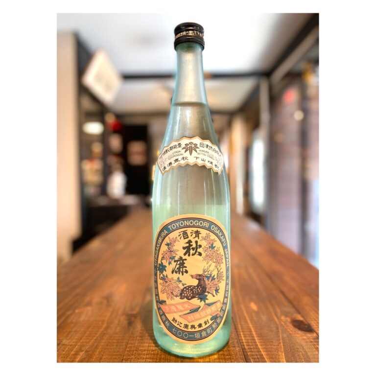秋鹿 純米大吟醸 レトロラベル 山形県長井市の地酒専門店 